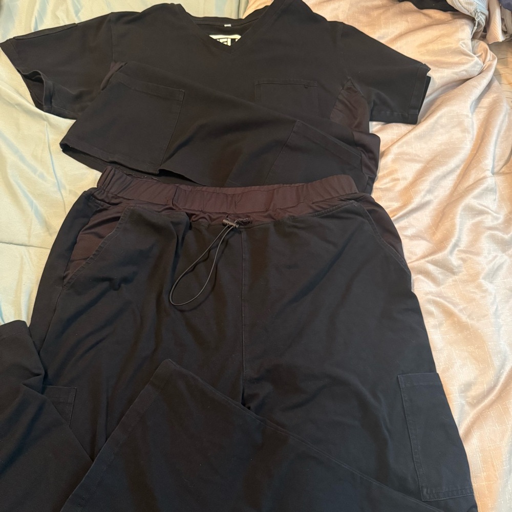Benefit Black Men's Cargo Scrub Pants